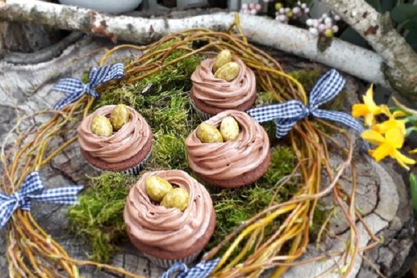 Pernkov velikonon cupcakes 1